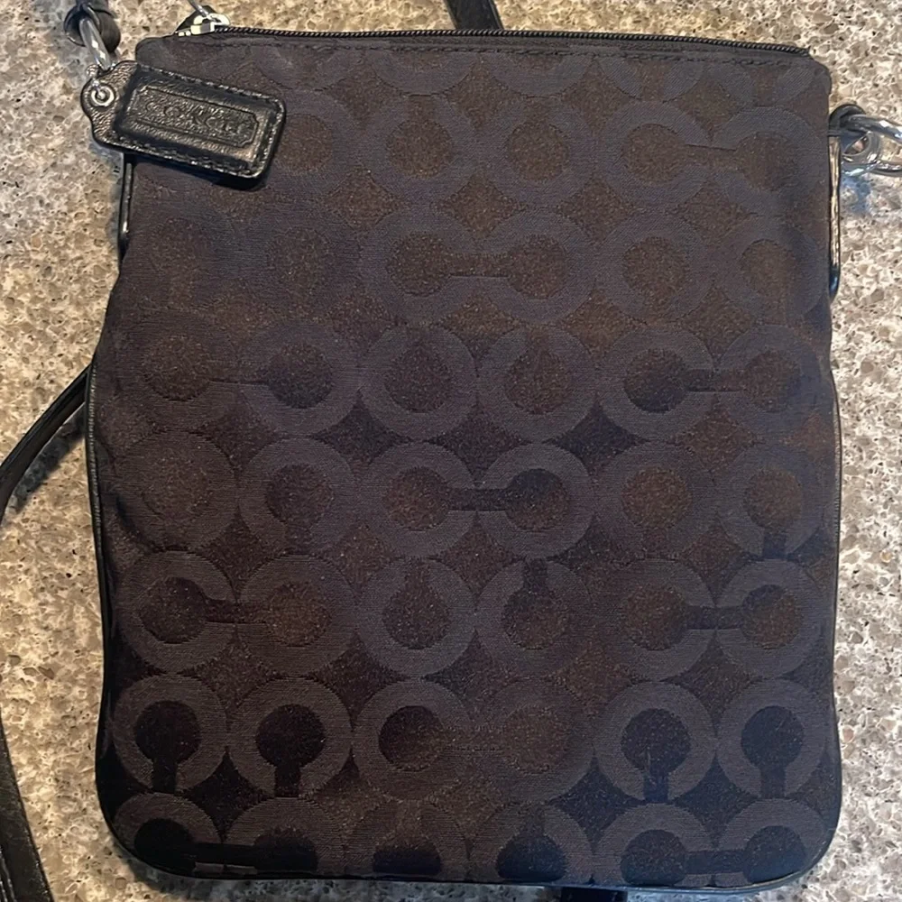 Coach signature Kristen graphic crossbody bag - Picture 3 of 5